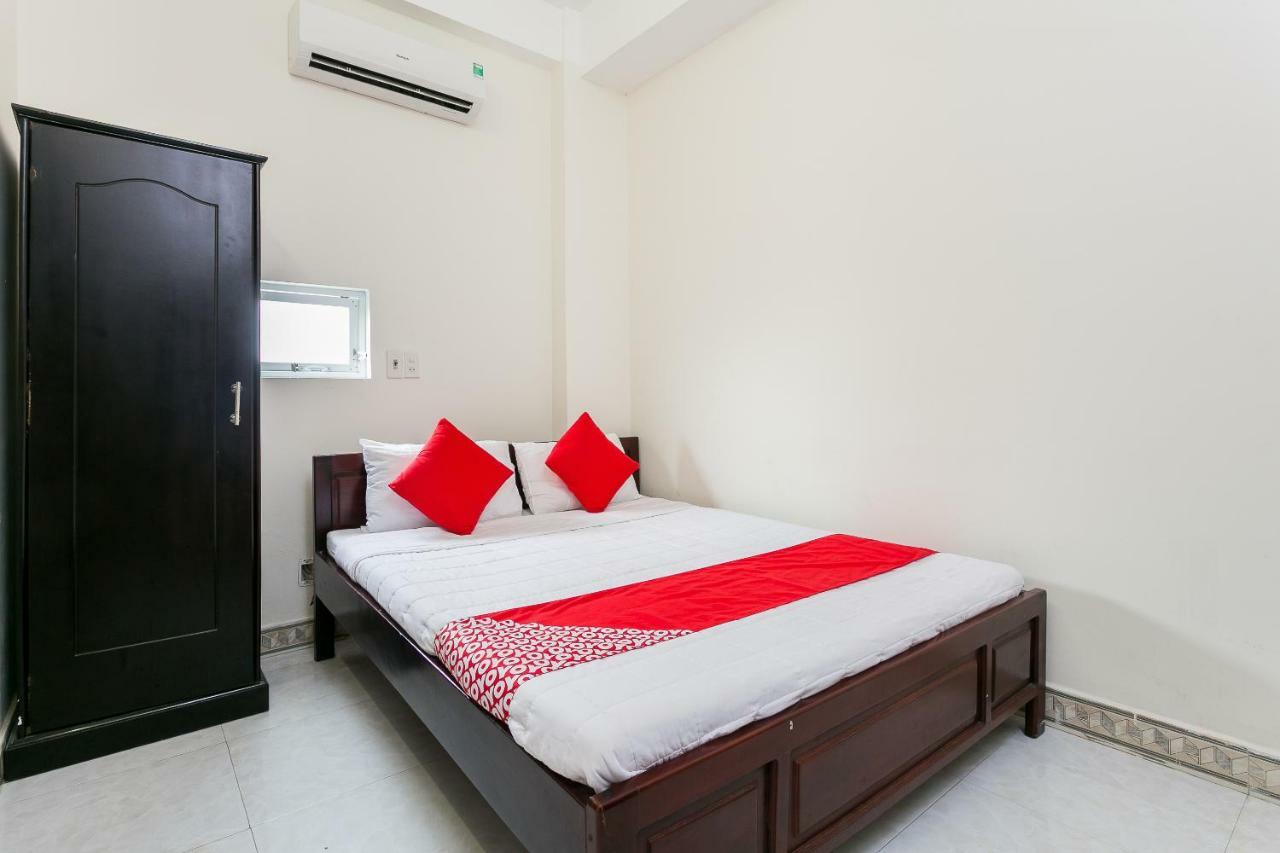 Oyo 117 Gina Hotel Da Nang Exterior photo