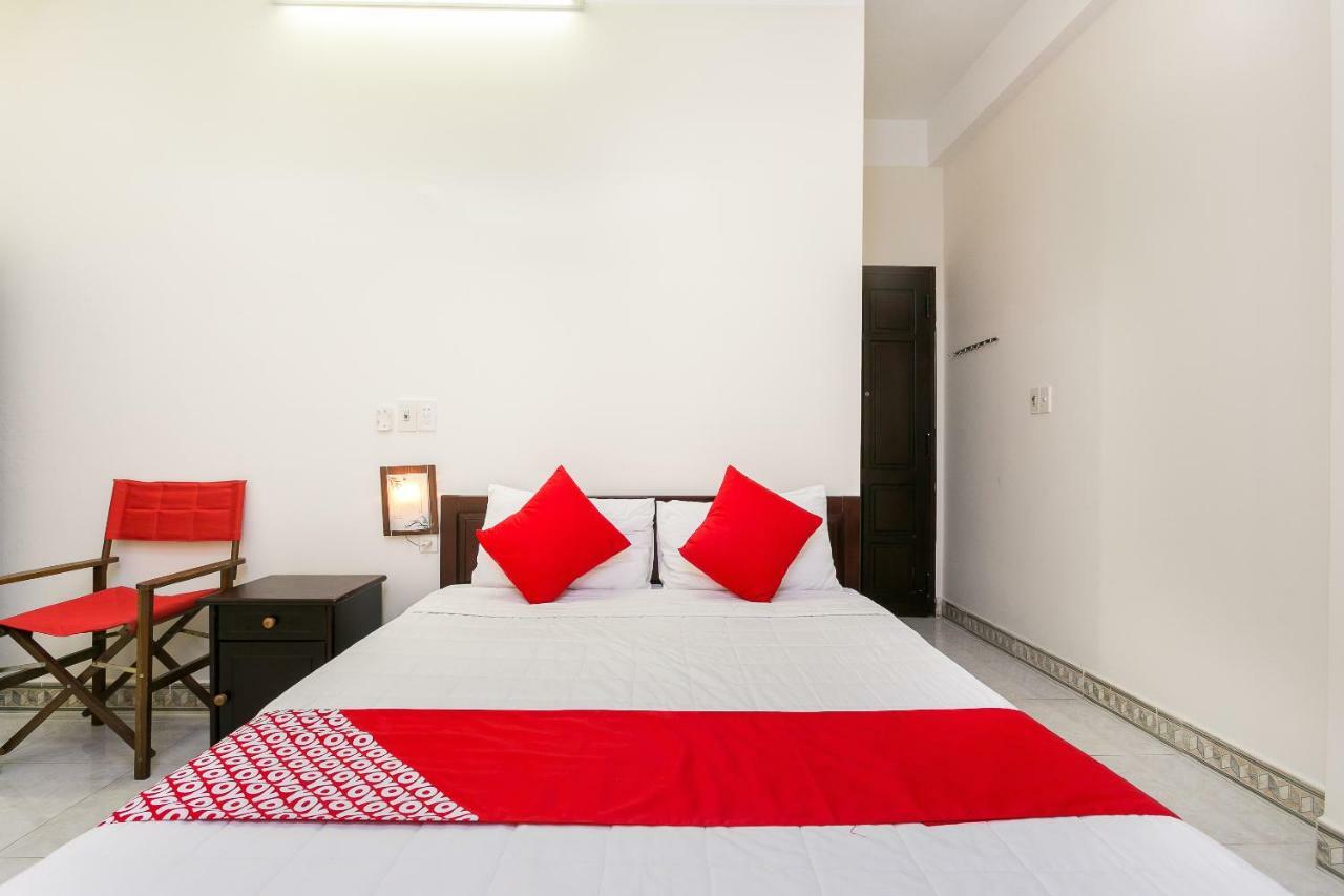 Oyo 117 Gina Hotel Da Nang Exterior photo