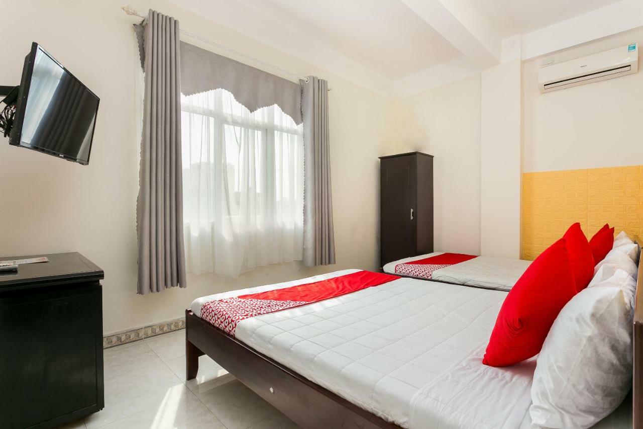 Oyo 117 Gina Hotel Da Nang Exterior photo
