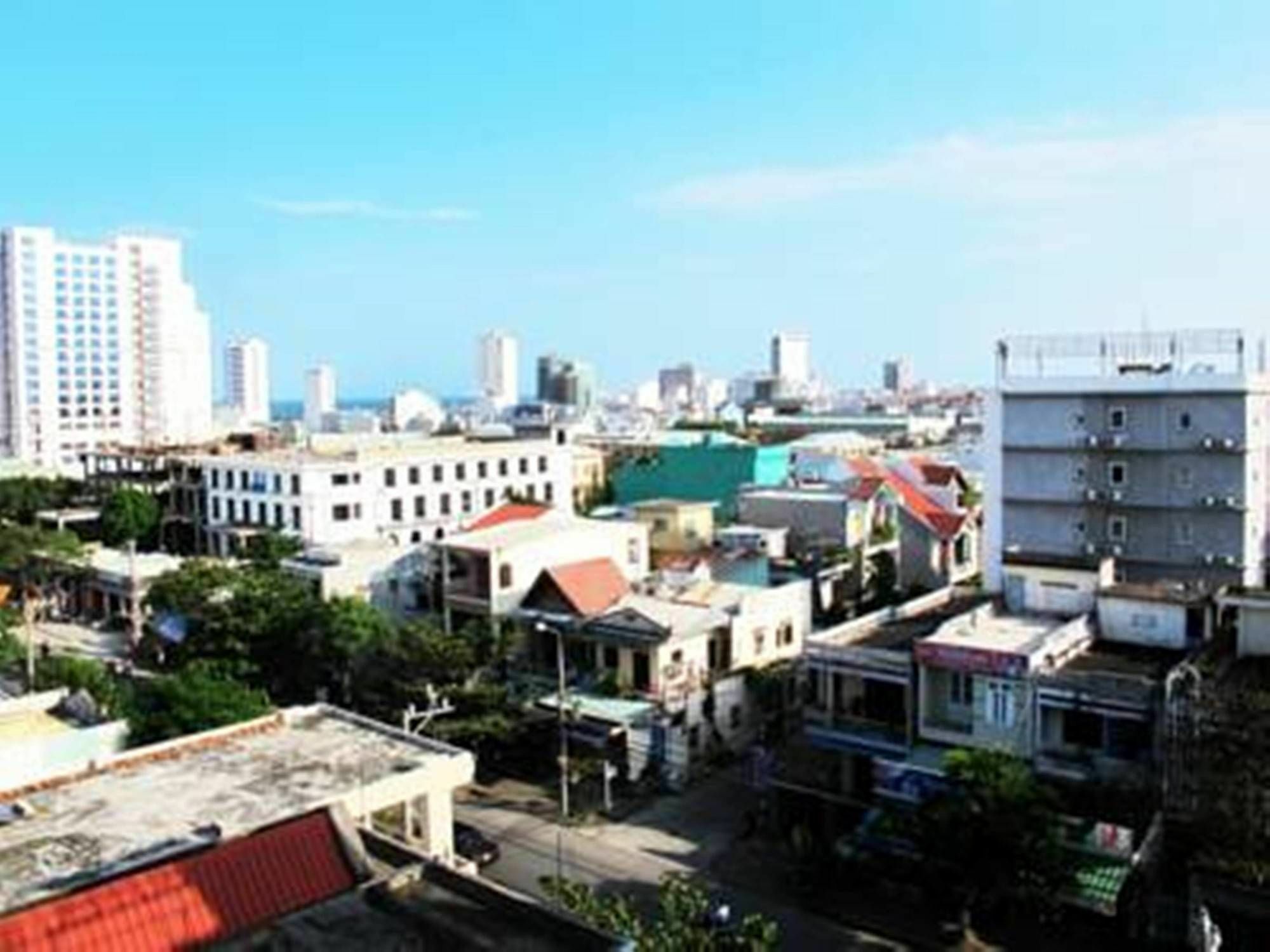 Oyo 117 Gina Hotel Da Nang Exterior photo