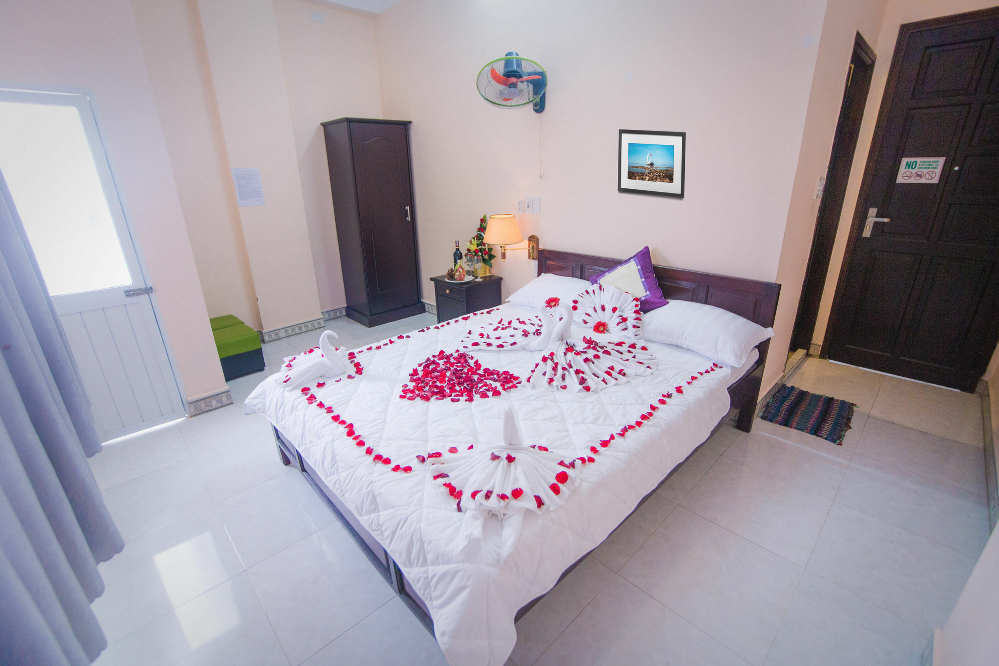 Oyo 117 Gina Hotel Da Nang Exterior photo
